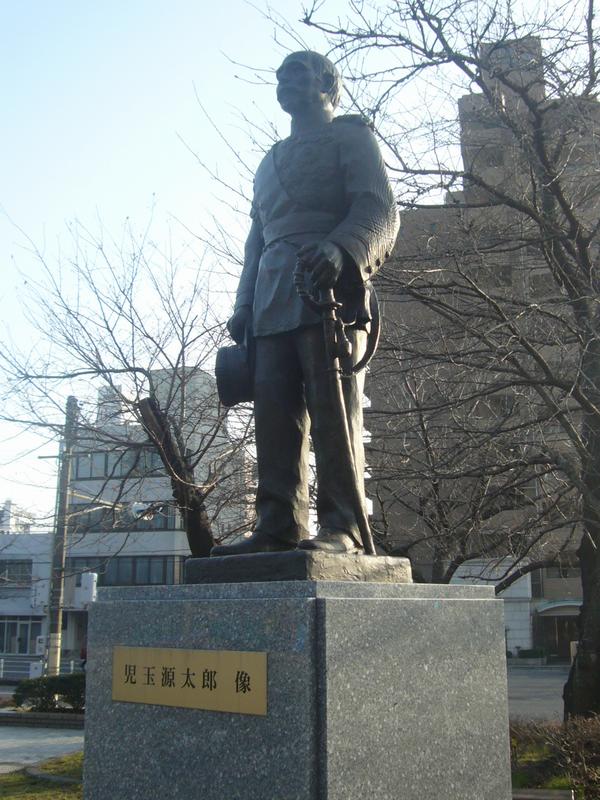 児玉源太郎銅像